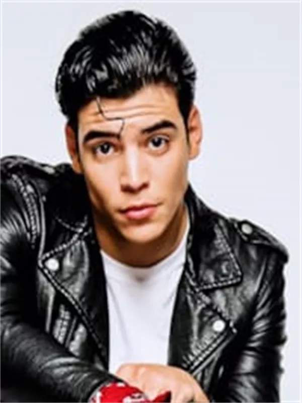 Aaron Dominguez