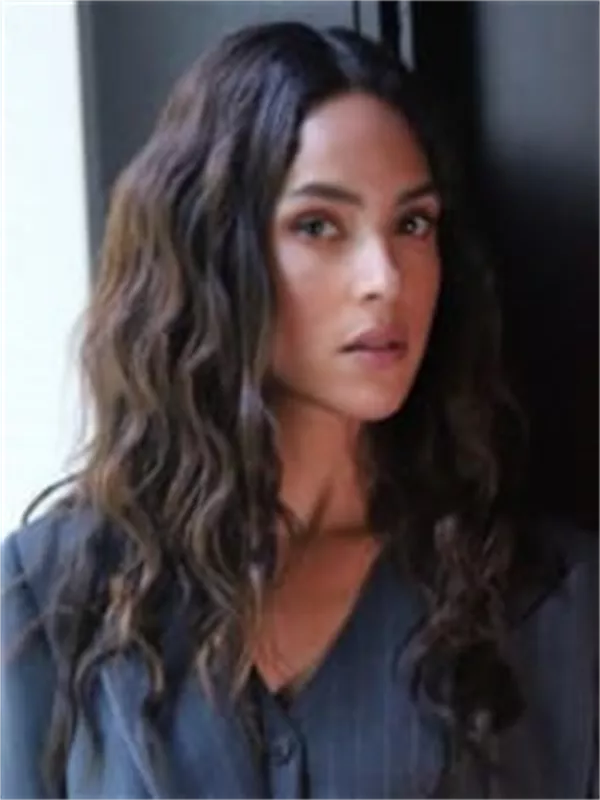 Adria Arjona