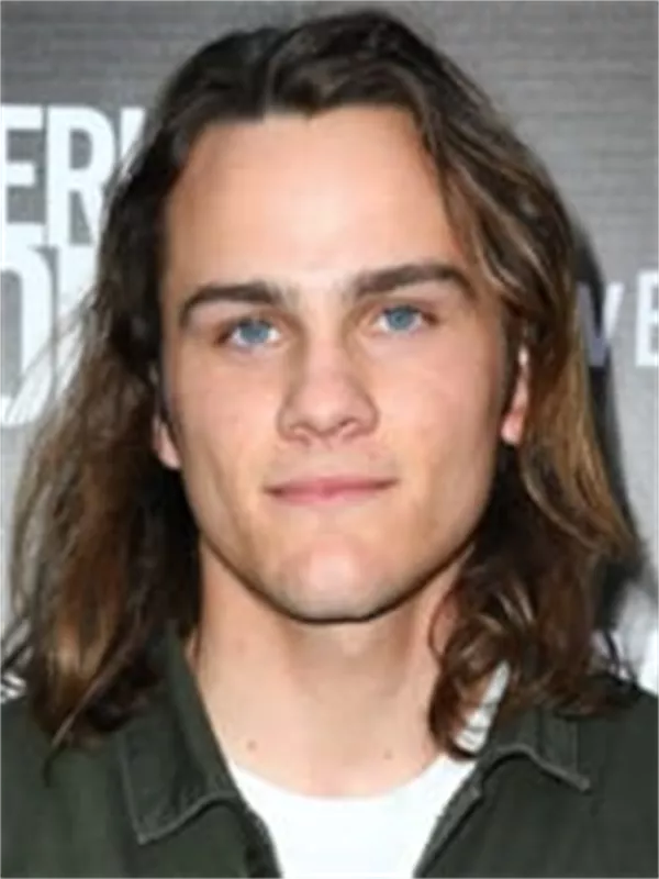 Alex Neustaedter