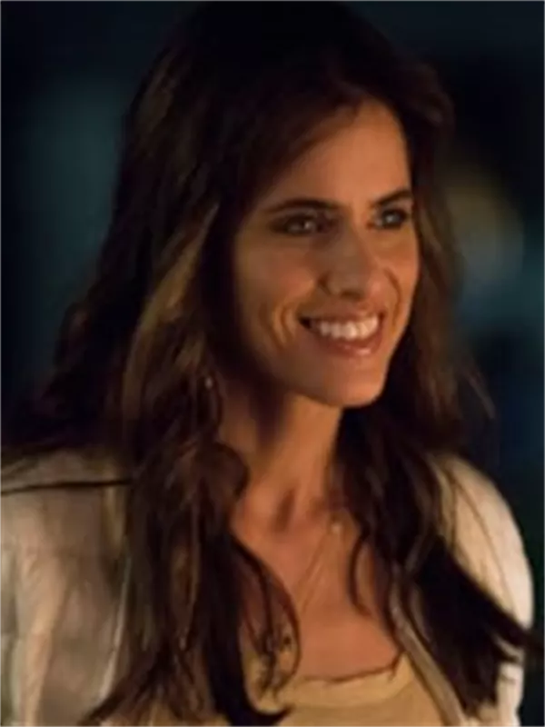Amanda Peet