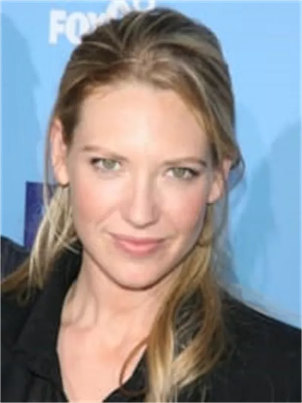 Anna Torv