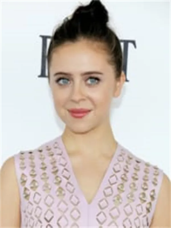 Bel Powley