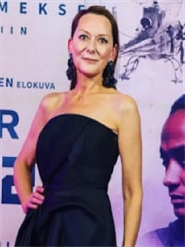 Cathy Belton