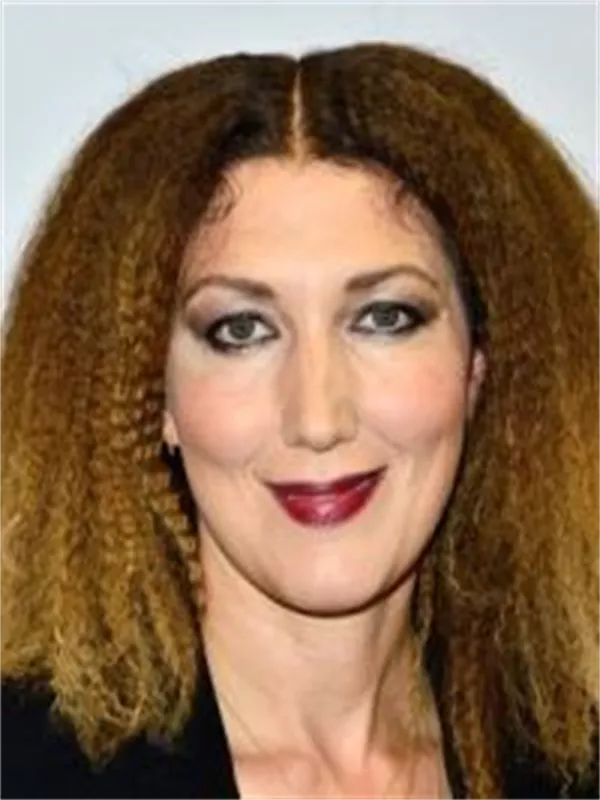 Claudia Sarne