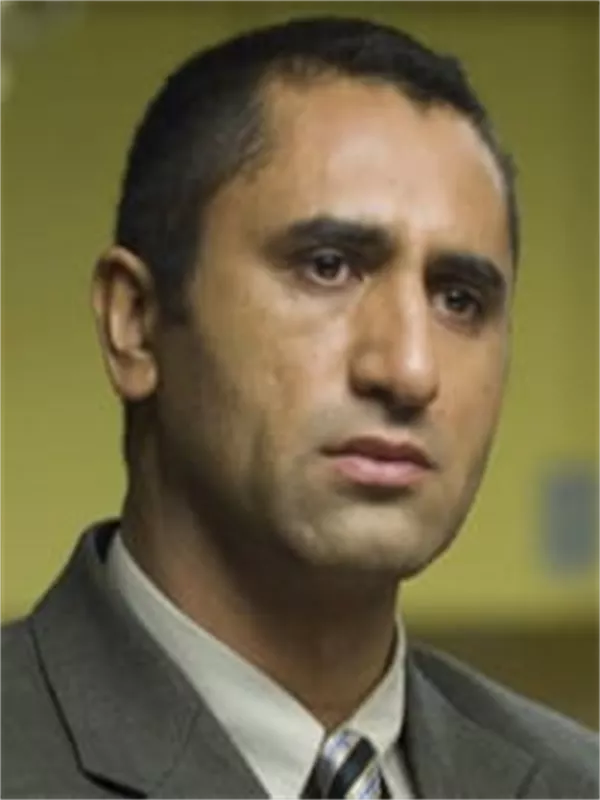 Cliff Curtis