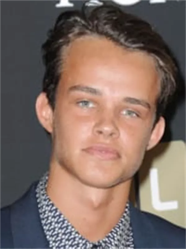 Curran Walters