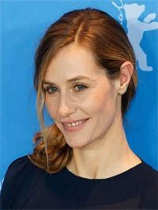 Cecile De France