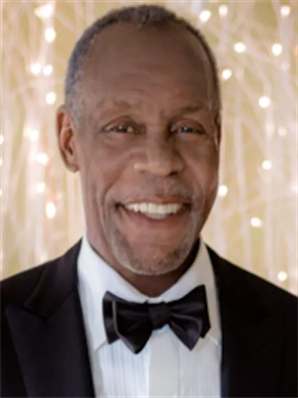 Danny Glover