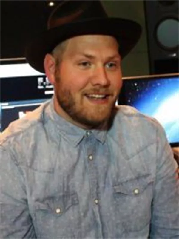 Dominic Lewis