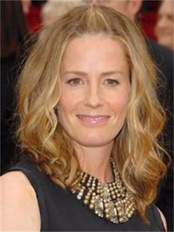 Elisabeth Shue