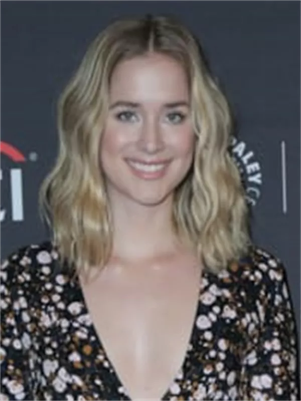 Elizabeth Lail