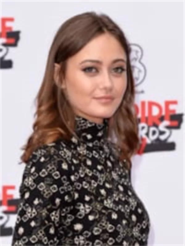 Ella Purnell