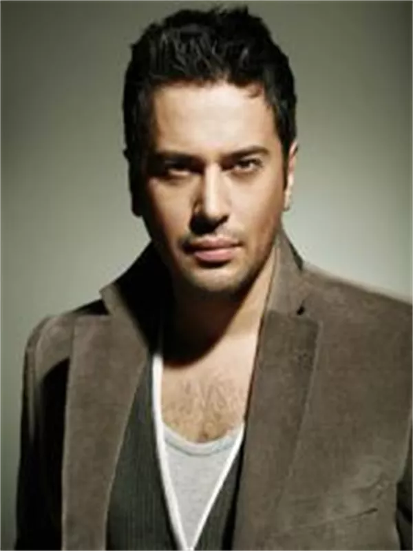 Emre Altuğ