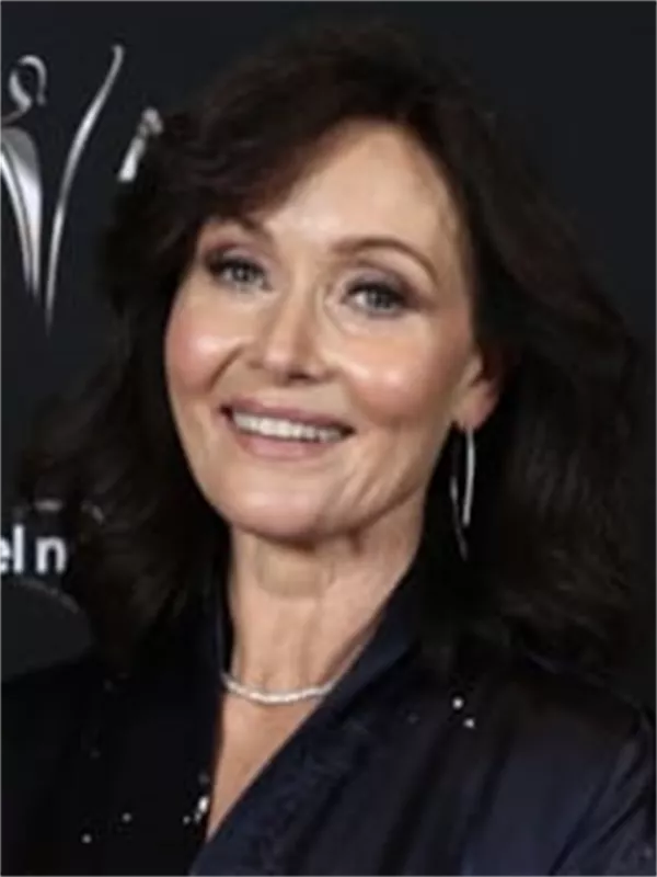 Essie Davis