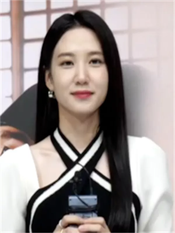 Eun-bin Park