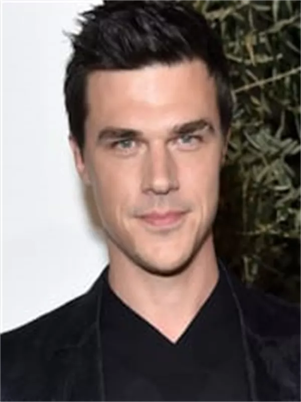 Finn Wittrock