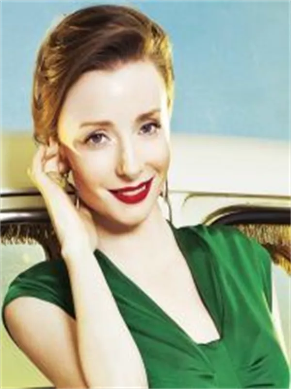 Fiona Glascott