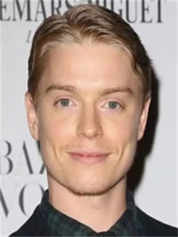 Freddie Fox