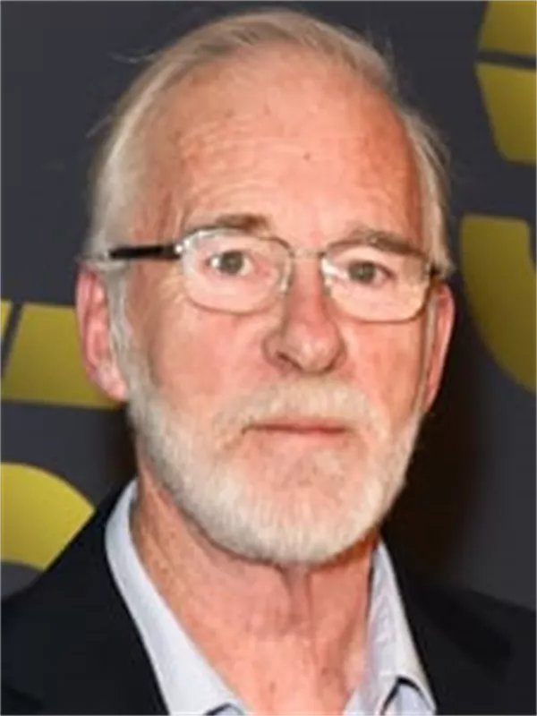 Ian McElhinney