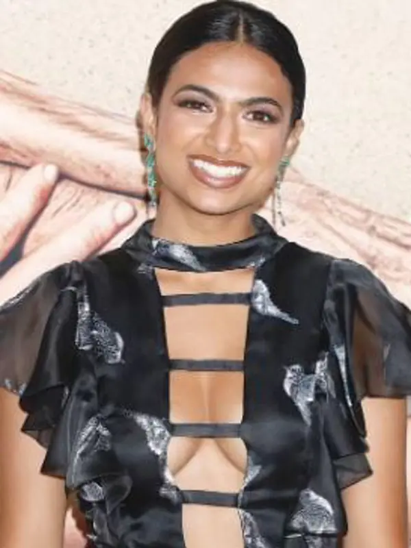  Ishana  Shyamalan