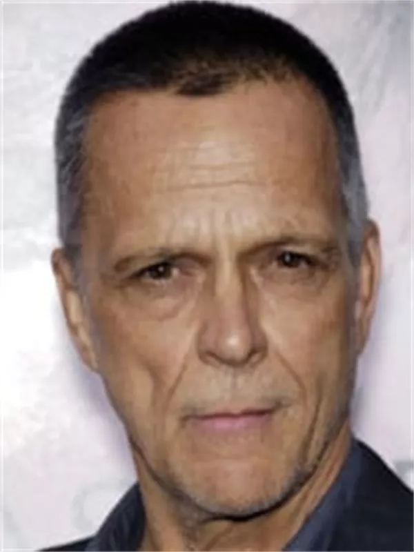 James Russo