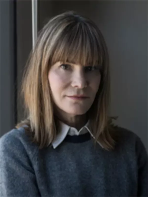 Jennifer Jason Leigh