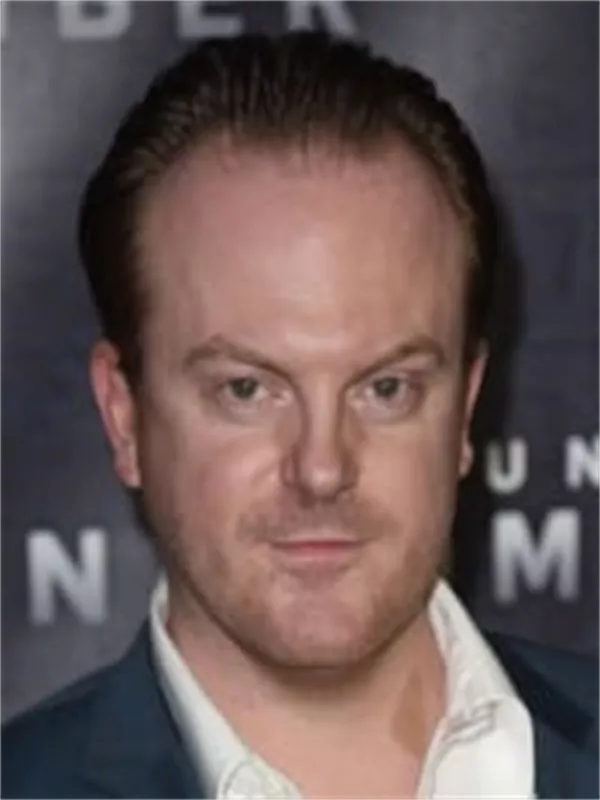 Jeremy Bobb