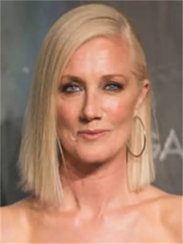 Joely Richardson