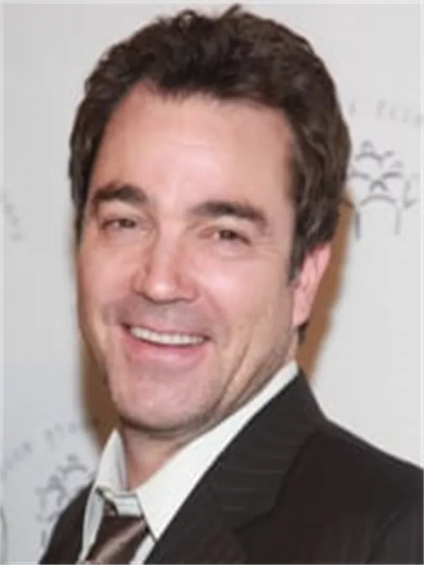 Jon Tenney