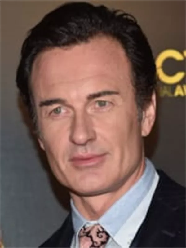 Julian McMahon