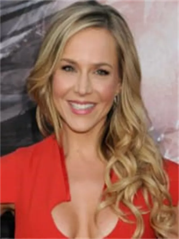 Julie Benz