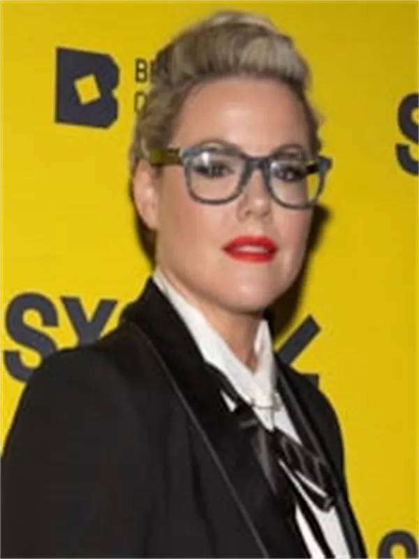 Kathleen Robertson