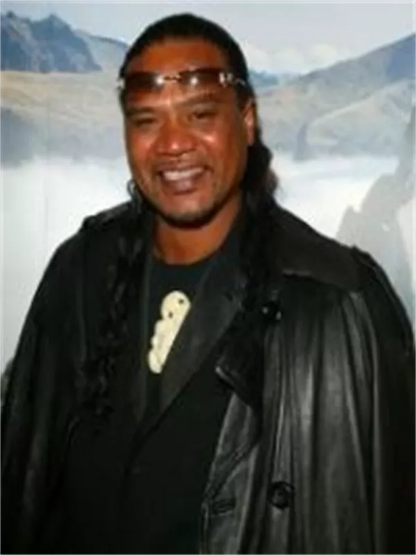 Lawrence Makoare