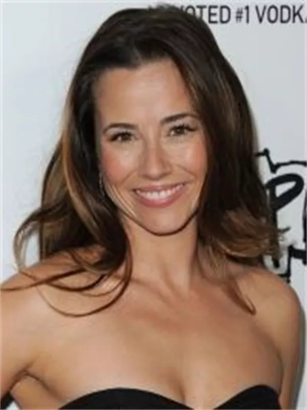 Linda Cardellini
