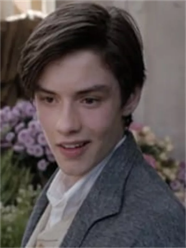 Louis Partridge