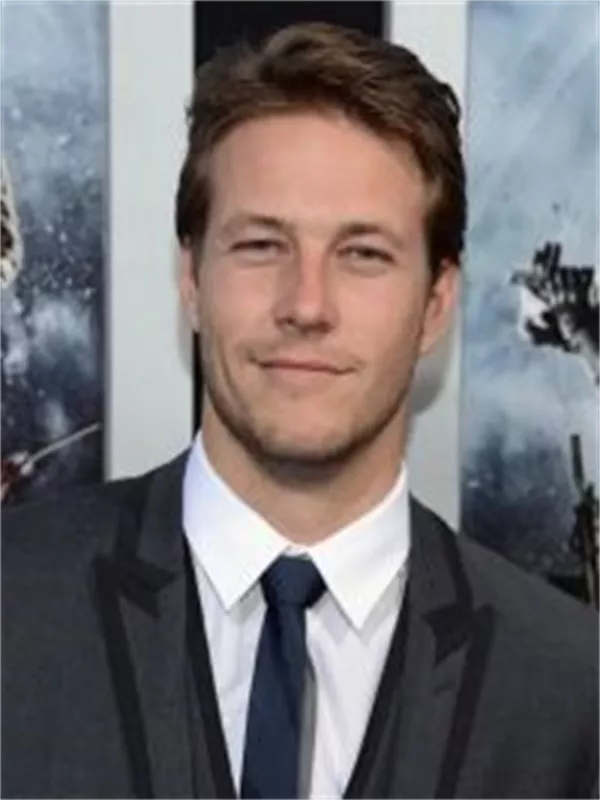 Luke Bracey
