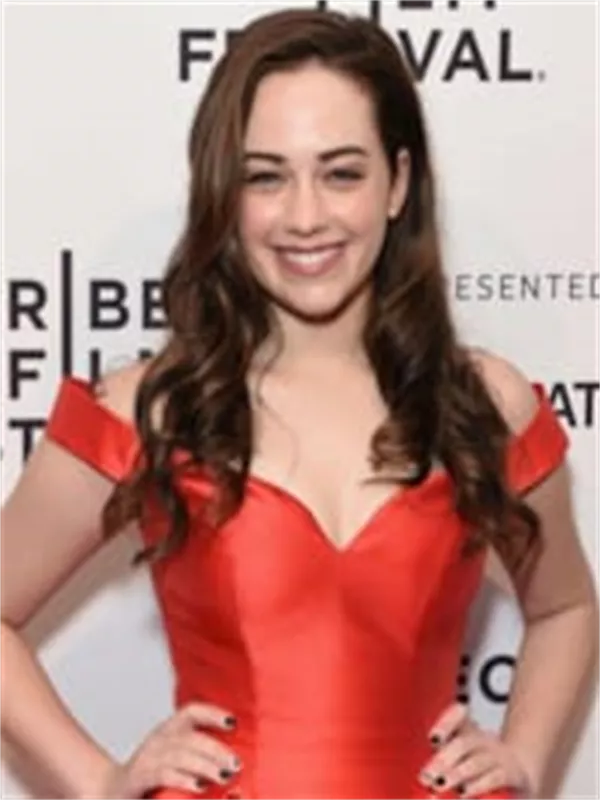 Mary Mouser