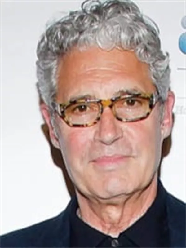 Michael Nouri