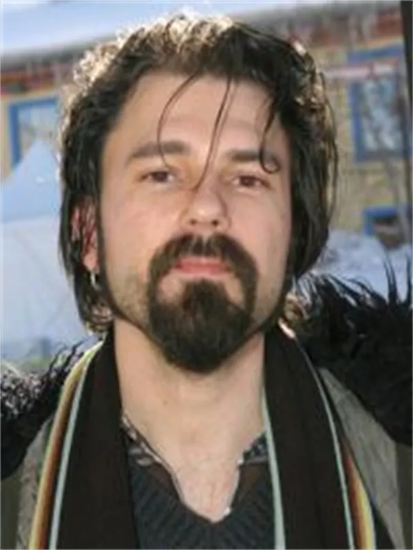 Nathan Larson