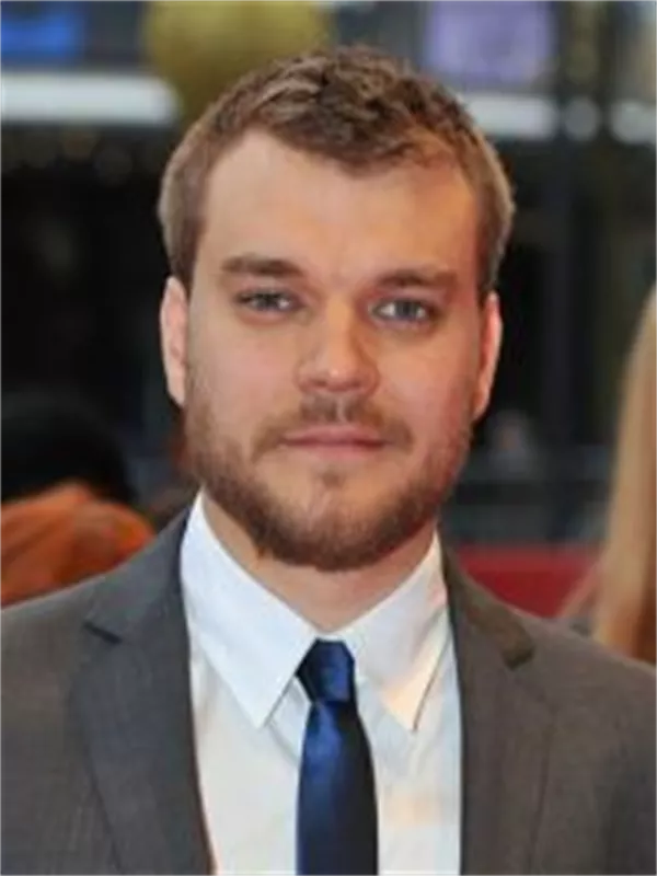 Pilou Asbaek