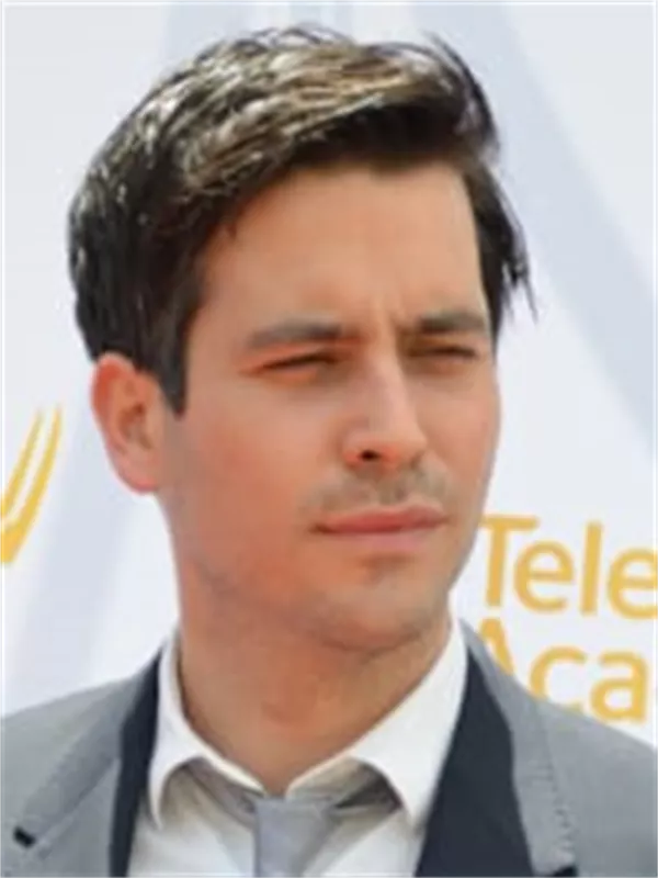 Robert James-Collier