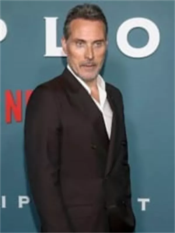 Rufus Sewell