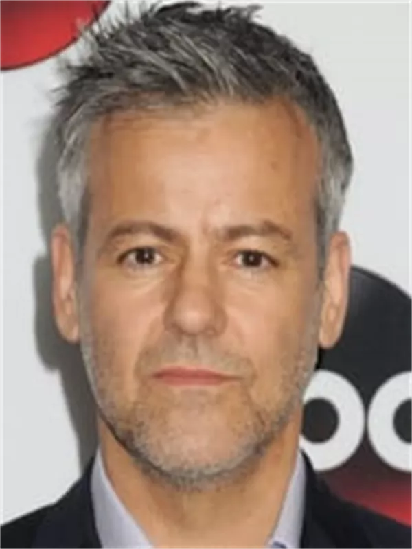 Rupert Graves