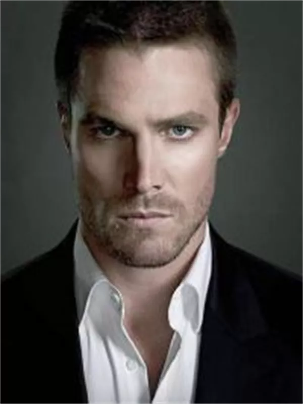 Stephen Amell