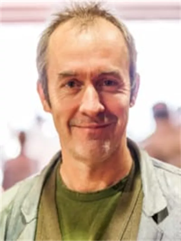 Stephen Dillane