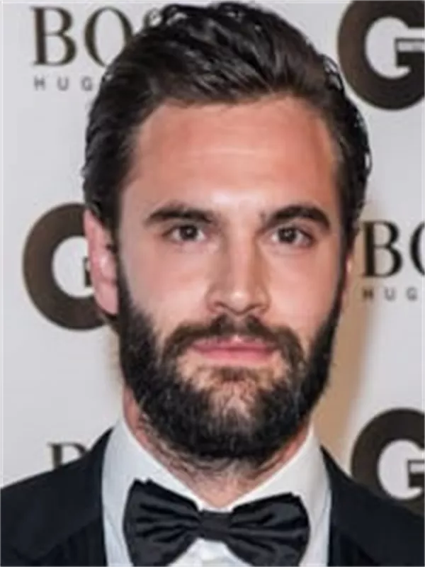 Tom Bateman