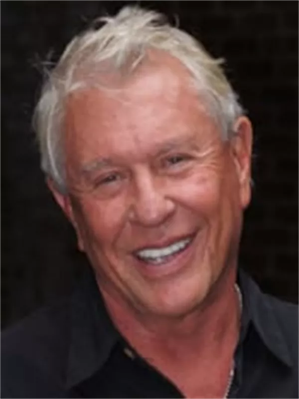 Tom Berenger