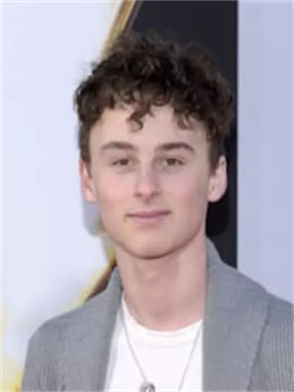 Wyatt Oleff