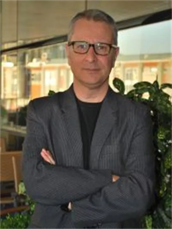 Yekta Kopan