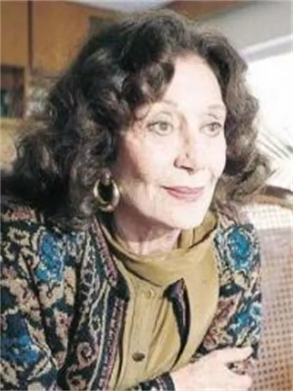 Yıldız Kenter